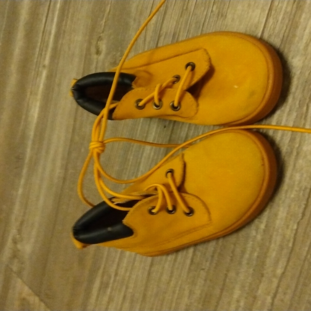 2/$30 Orcas Lucille toddler shoes